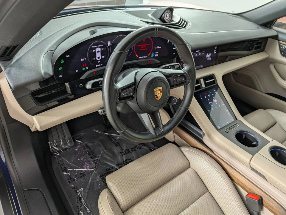 2021 Porsche Taycan - Image 4 of 5