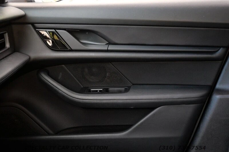 2021 Porsche Taycan - Image 19 of 21