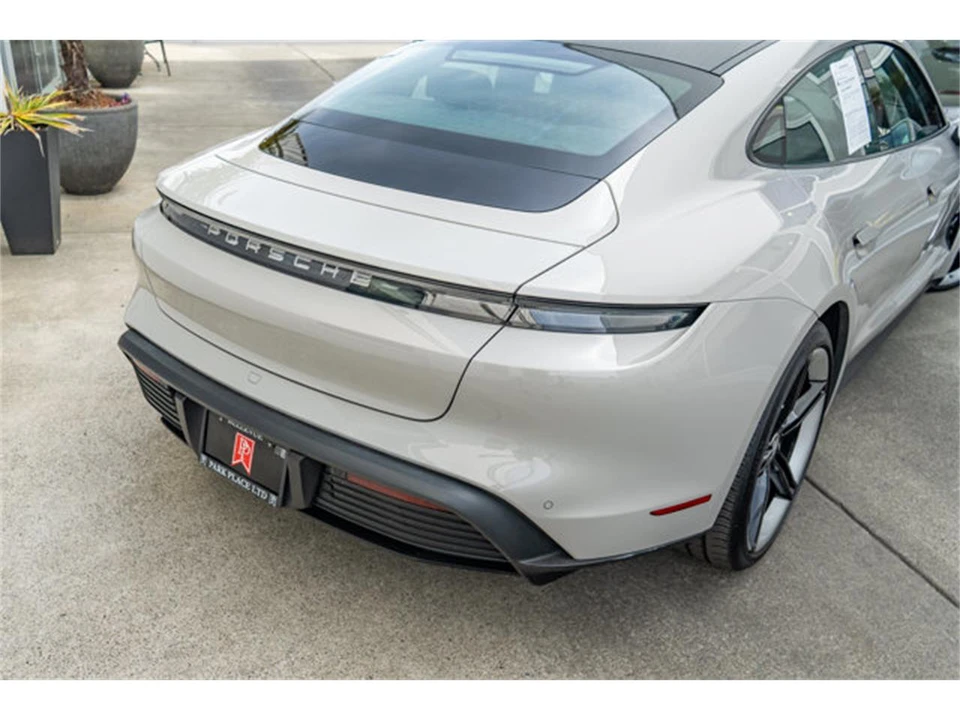 2021 Porsche Taycan - Image 7 of 12