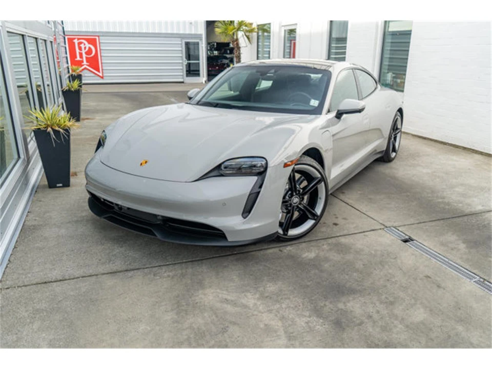 2021 Porsche Taycan - Image 4 of 12
