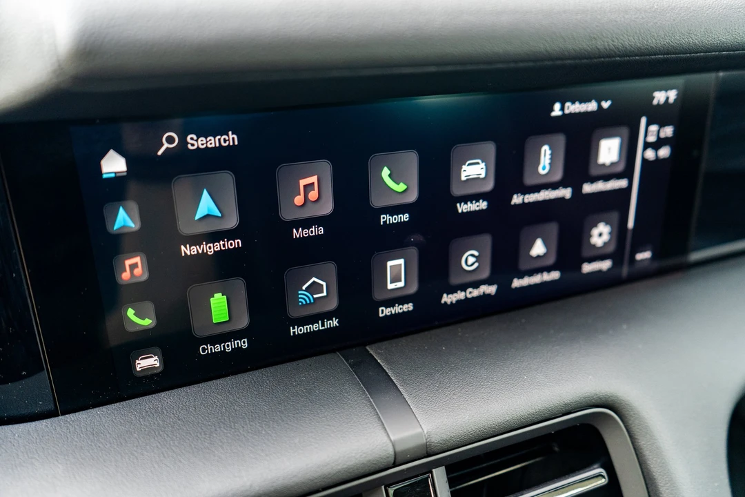 2021 Porsche Cayman - Image 18 of 31
