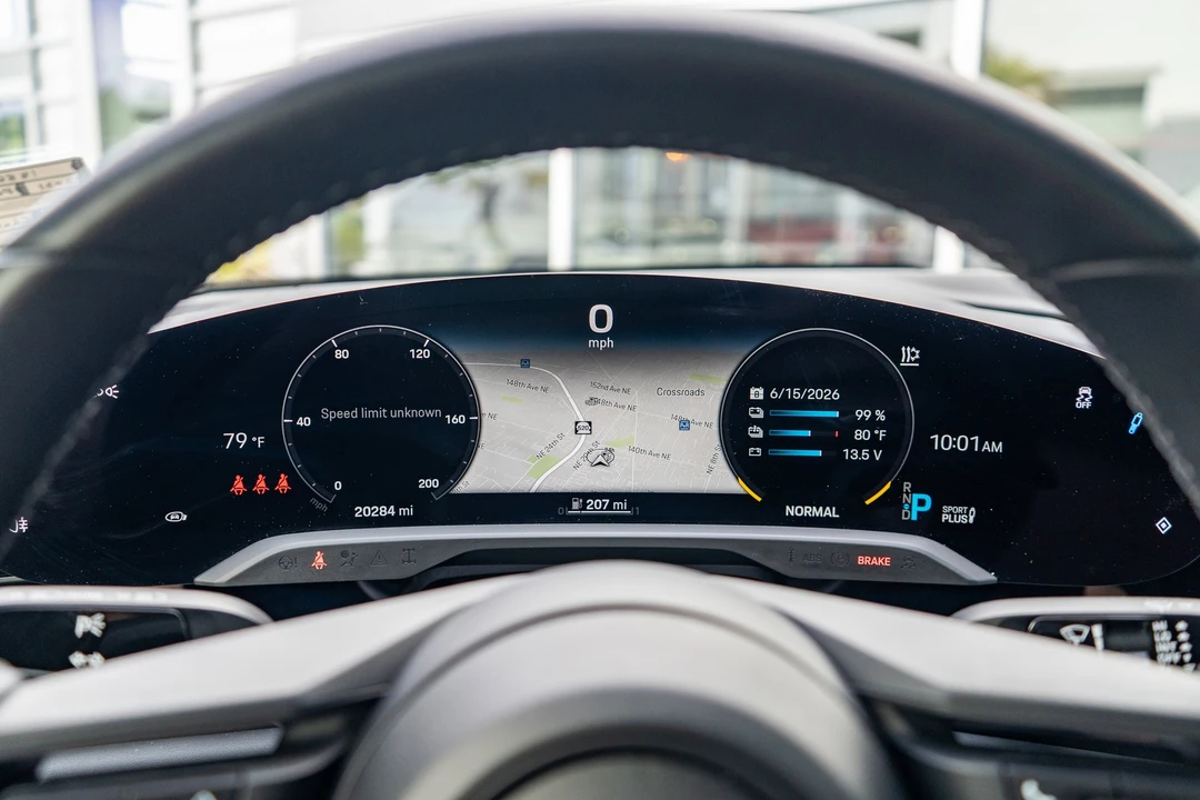 2021 Porsche Cayman - Image 15 of 31
