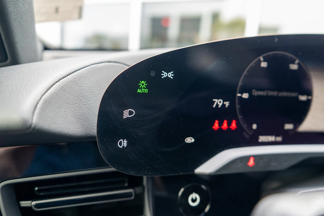 2021 Porsche Cayman - Image 13 of 31