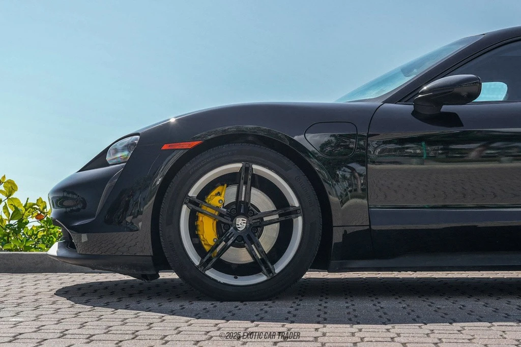 2021 Porsche Taycan - Image 4 of 12