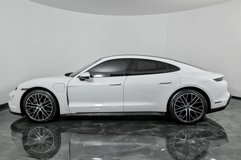 2021 Porsche Taycan - Image 7 of 21