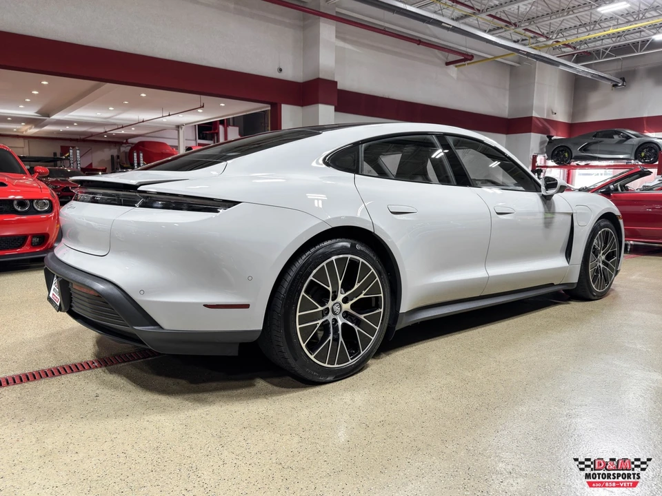 2021 Porsche Taycan - Image 5 of 21