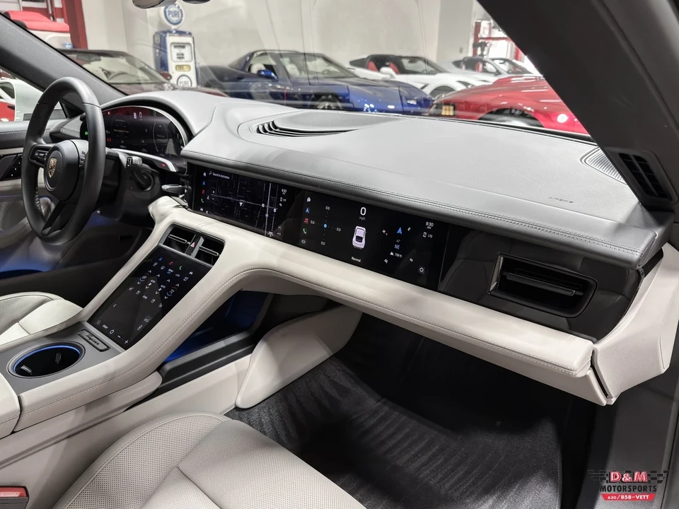 2021 Porsche Taycan - Image 13 of 21
