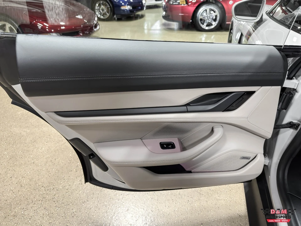 2021 Porsche Cayman - Image 30 of 31