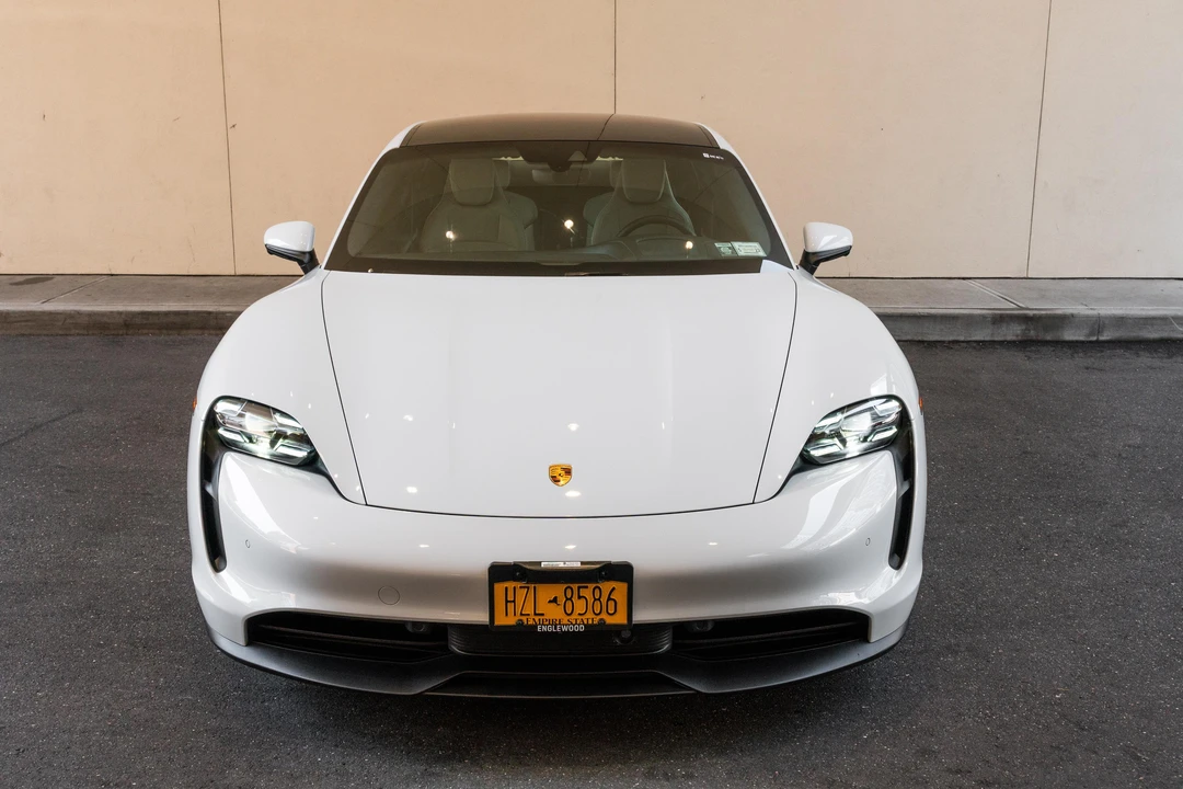 2021 Porsche Taycan - Image 8 of 31
