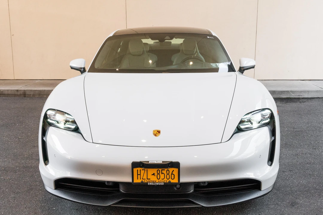 2021 Porsche Taycan - Image 6 of 31