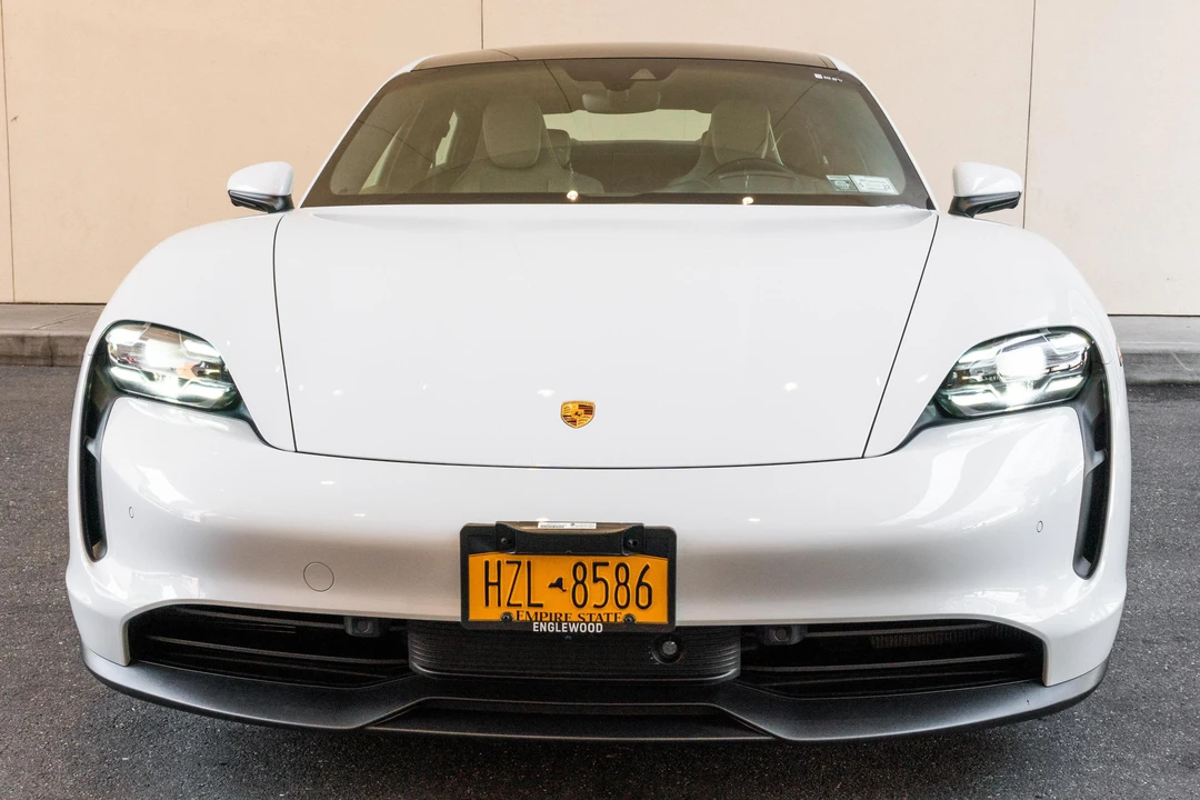 2021 Porsche Taycan - Image 2 of 31