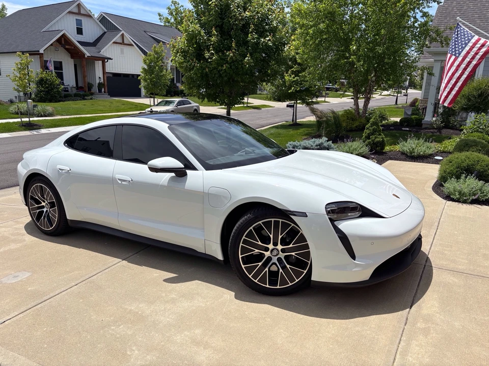 2021 Porsche Taycan - Image 3 of 19