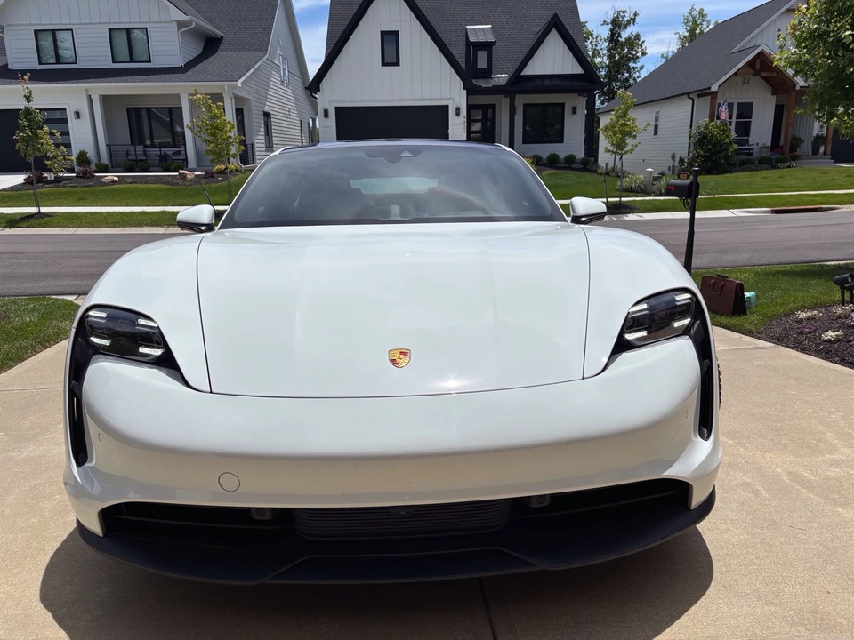 2021 Porsche Taycan - Image 4 of 19
