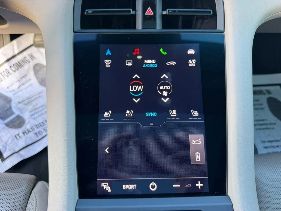 2021 Porsche Taycan - Image 16 of 20