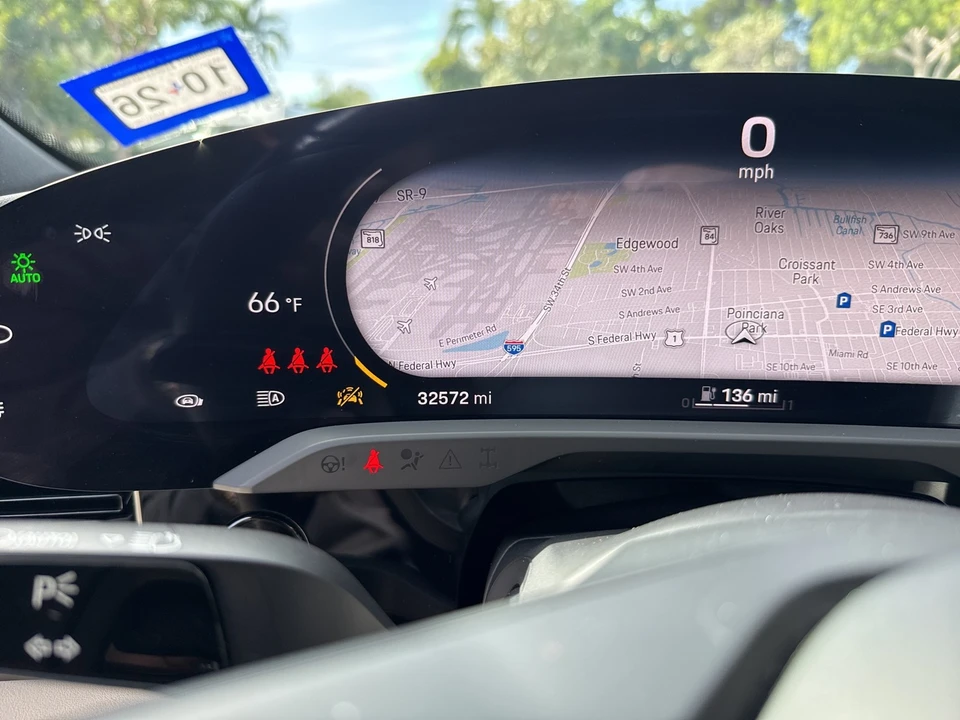 2021 Porsche Taycan - Image 16 of 21