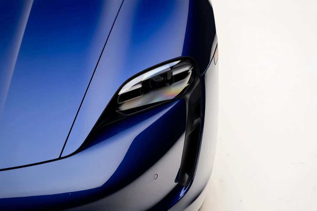 2021 Porsche Taycan - Image 11 of 21