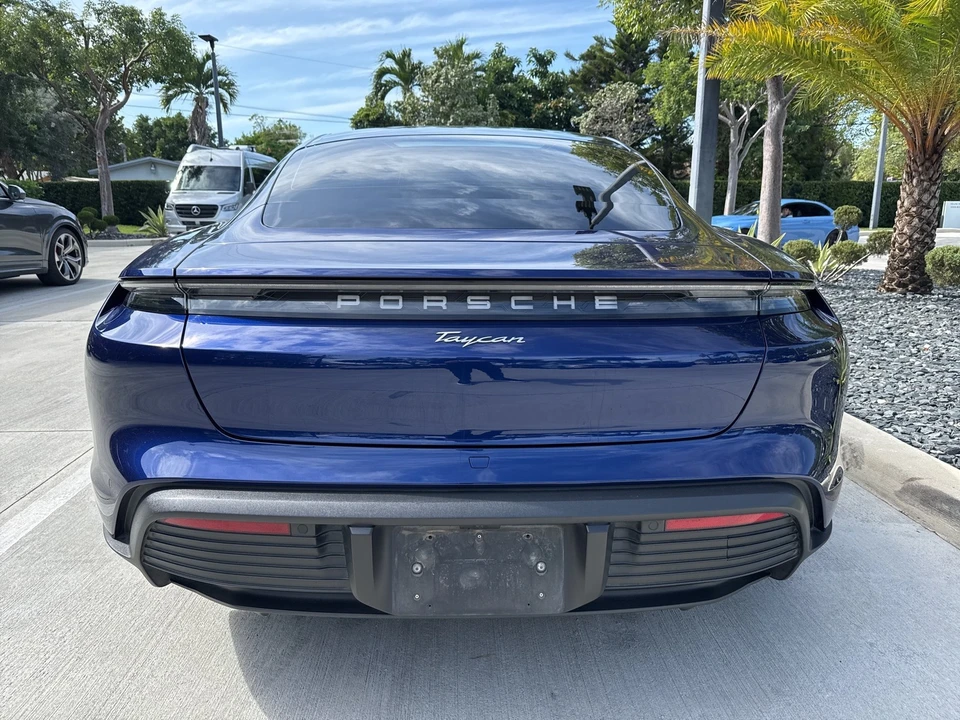 2021 Porsche Taycan - Image 11 of 21
