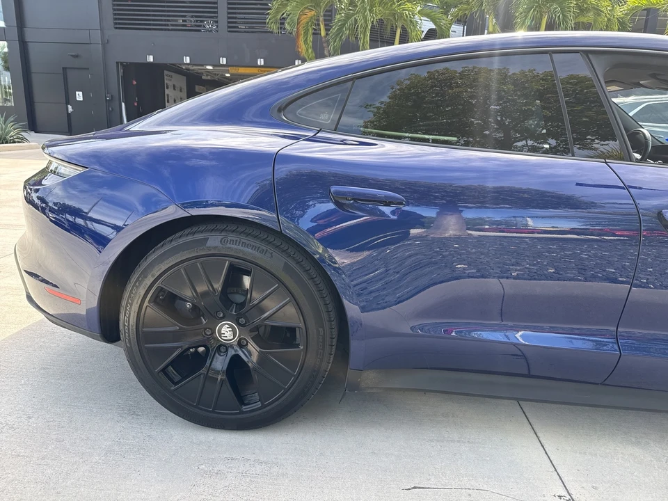2021 Porsche Taycan - Image 8 of 21