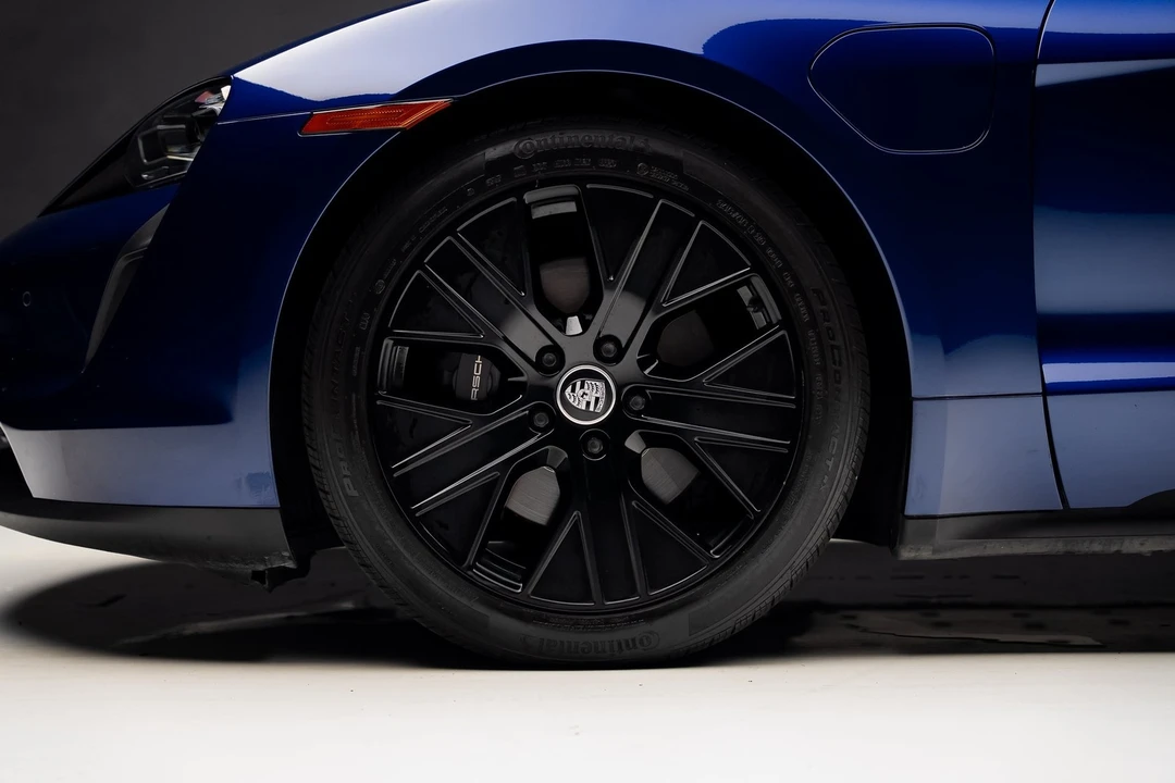 2021 Porsche Taycan - Image 19 of 21