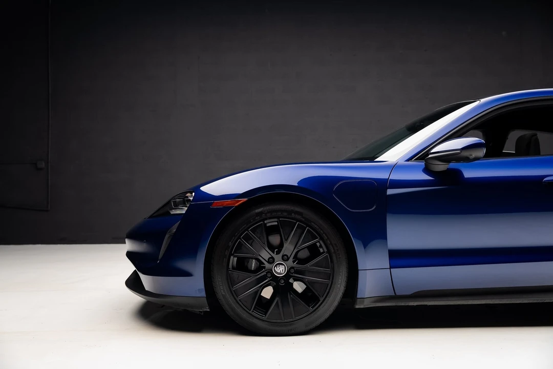 2021 Porsche Taycan - Image 18 of 21