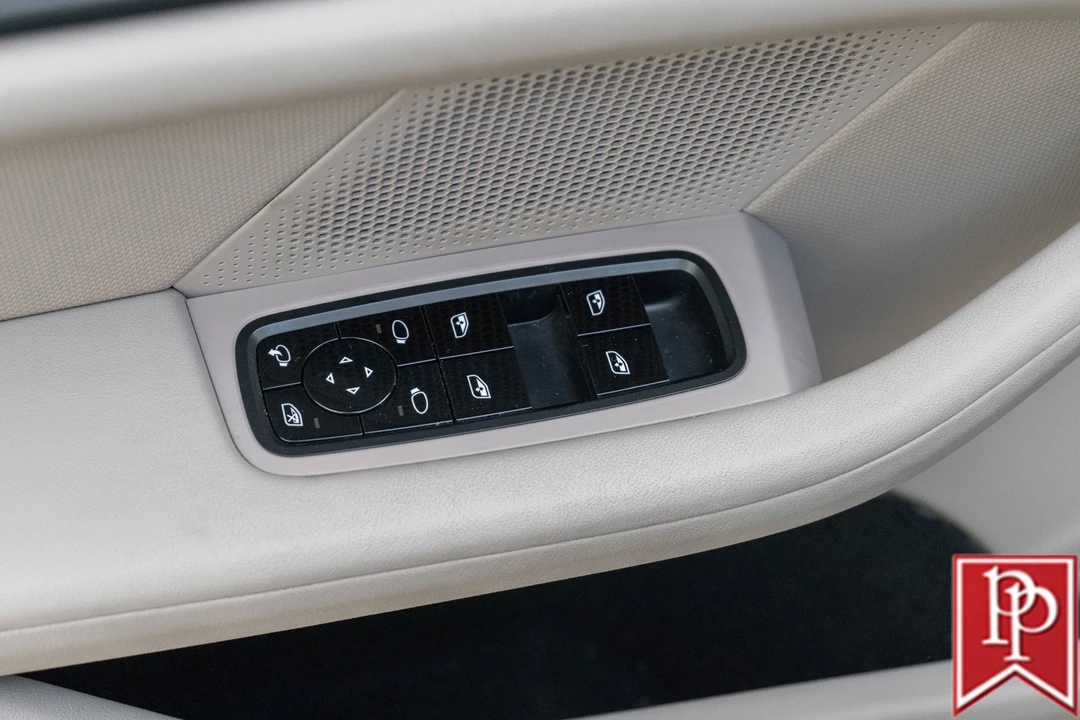 2021 Porsche Taycan - Image 10 of 21