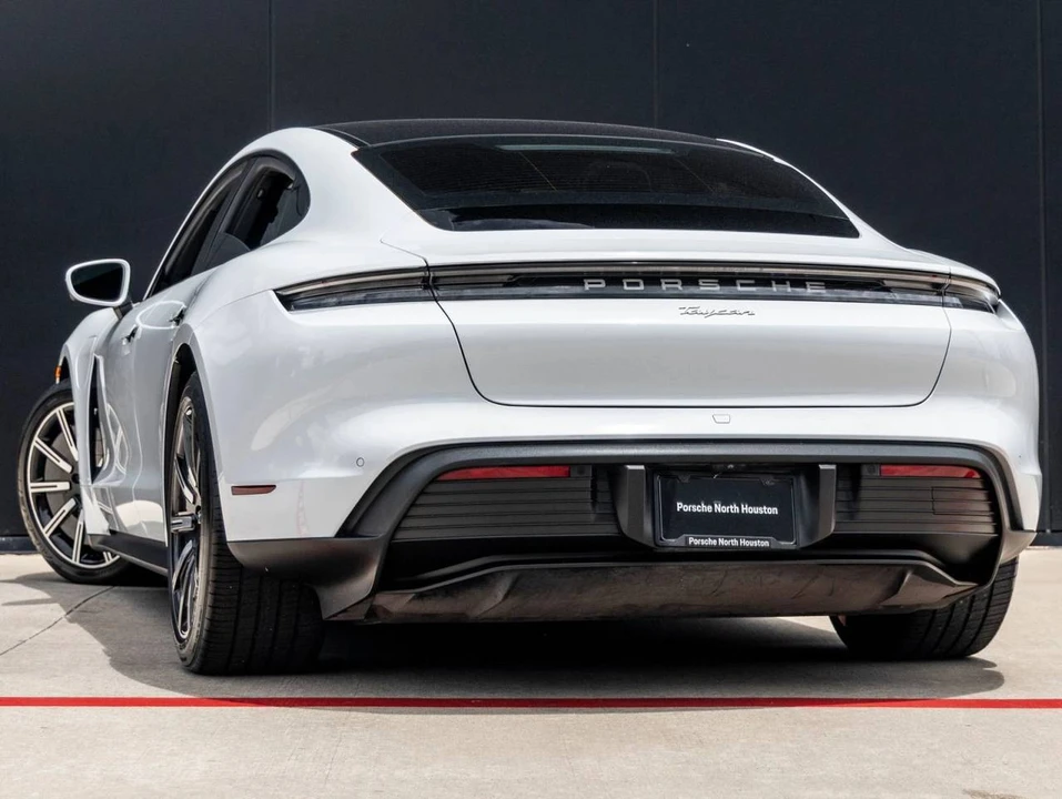 2021 Porsche Taycan - Image 3 of 5