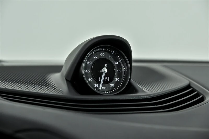 2021 Porsche Cayman - Image 28 of 31