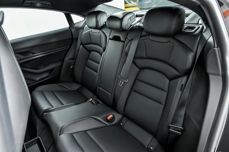 2021 Porsche Cayman - Image 20 of 31