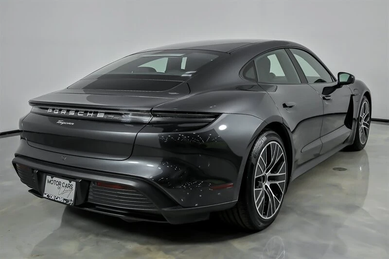 2021 Porsche Cayman - Image 10 of 31