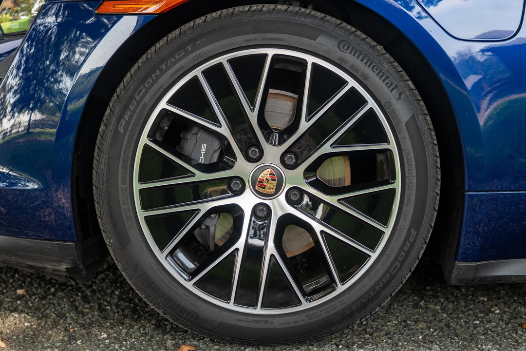 2021 Porsche Taycan - Image 18 of 31