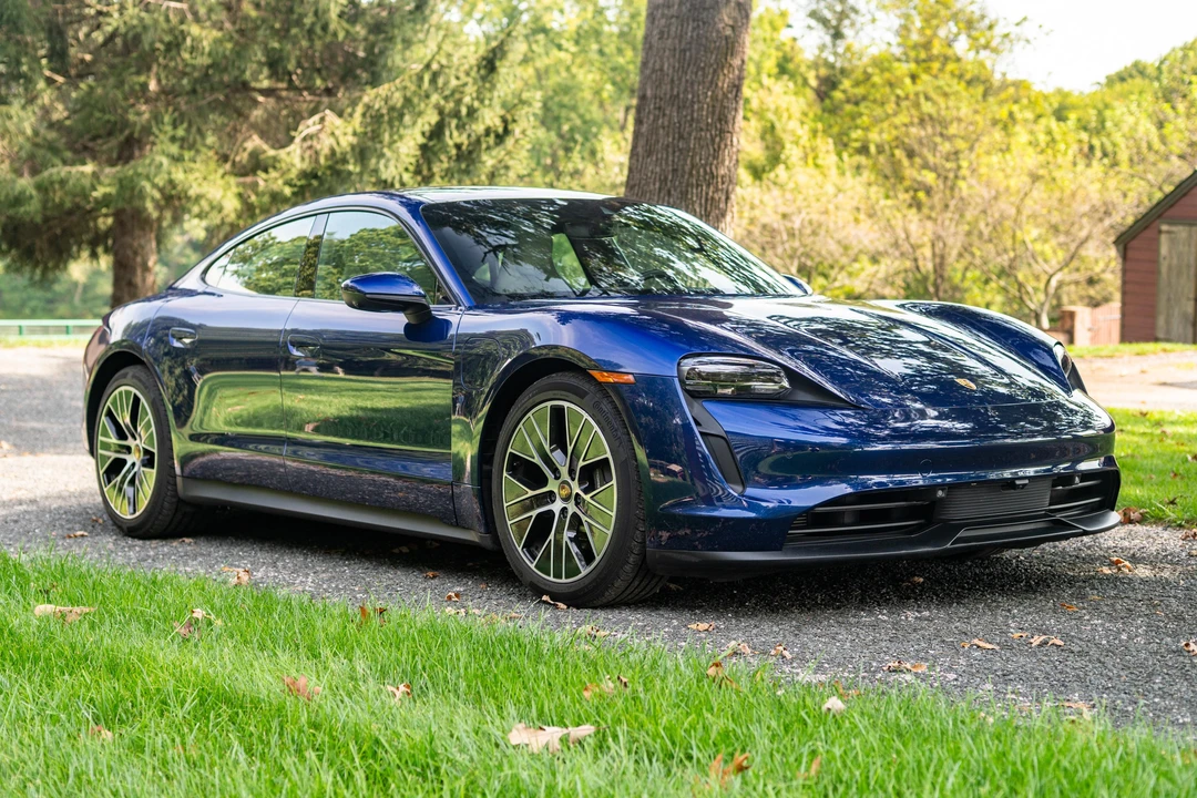 2021 Porsche Taycan - Image 8 of 31