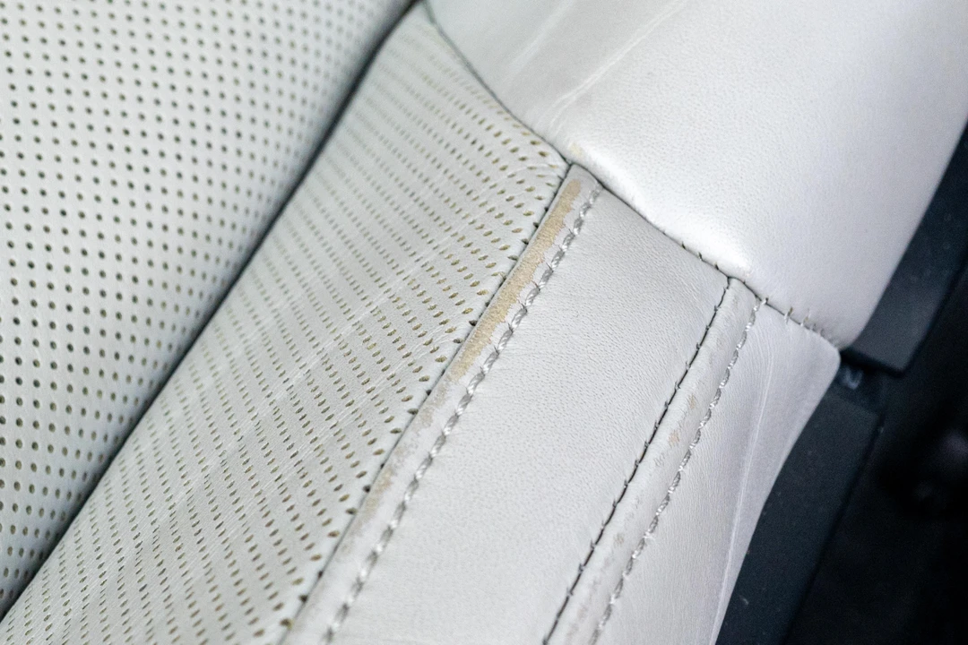 2021 Porsche Taycan - Image 27 of 31