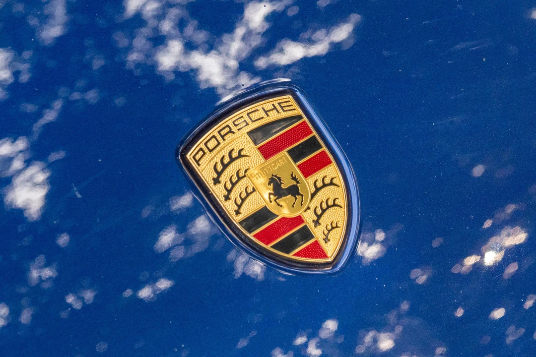 2021 Porsche Taycan - Image 9 of 31