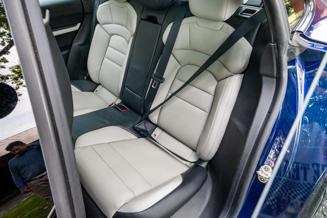 2021 Porsche Taycan - Image 24 of 31