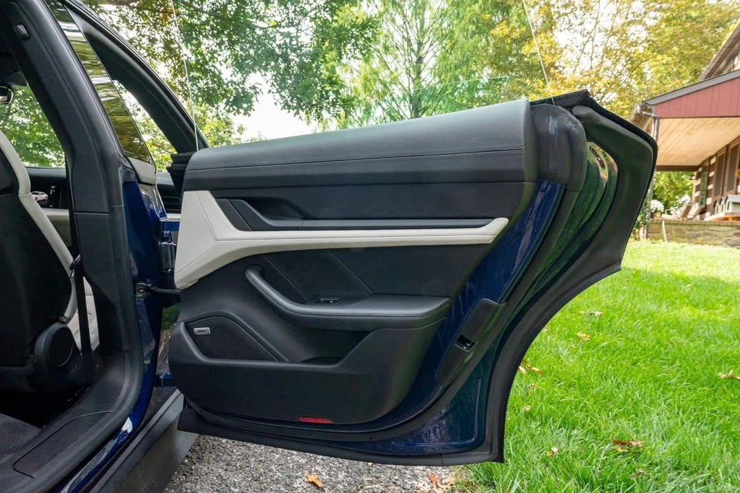2021 Porsche Taycan - Image 4 of 31