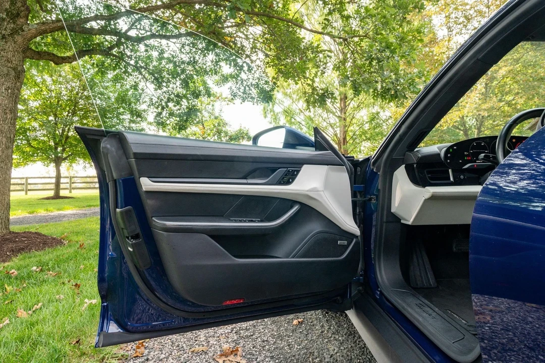 2021 Porsche Taycan - Image 9 of 31