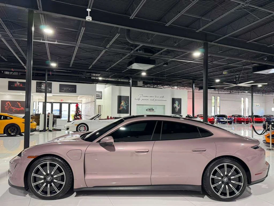 2021 Porsche Taycan - Image 4 of 12