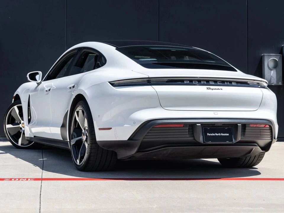 2021 Porsche Taycan - Image 3 of 5