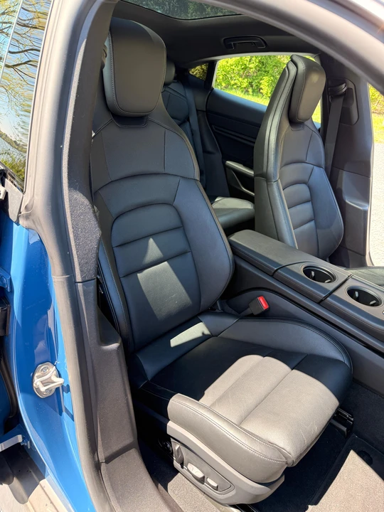 2021 Porsche Taycan - Image 29 of 31