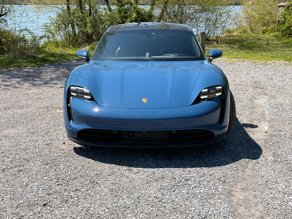 2021 Porsche Taycan - Image 6 of 31