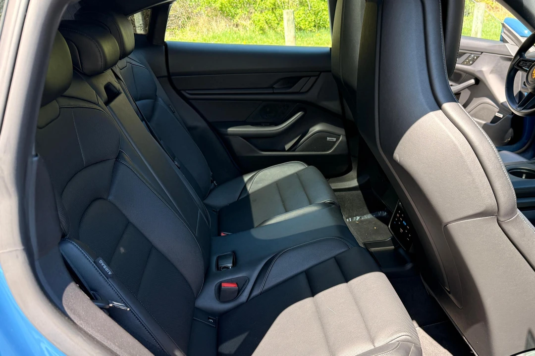 2021 Porsche Taycan - Image 26 of 31