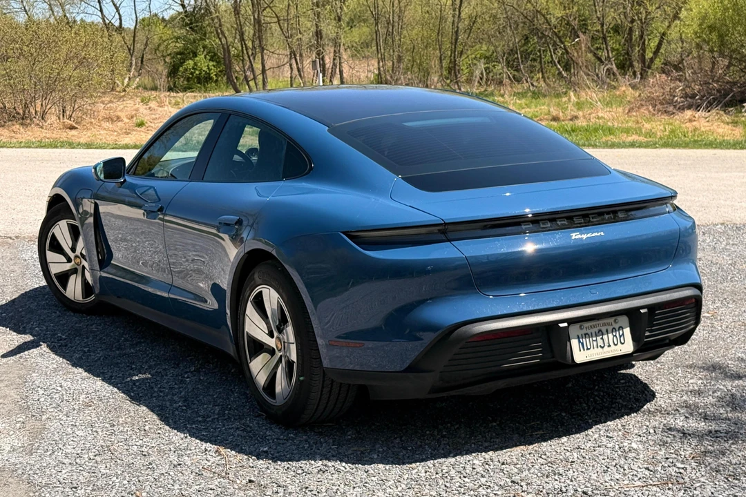 2021 Porsche Taycan - Image 4 of 31