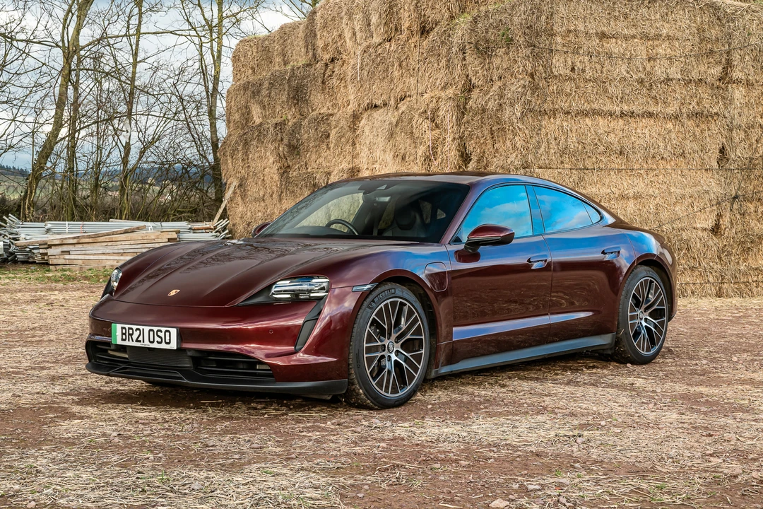 2021 Porsche Taycan - Image 2 of 31