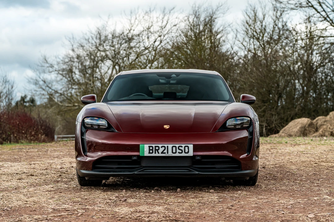 2021 Porsche Taycan - Image 3 of 31