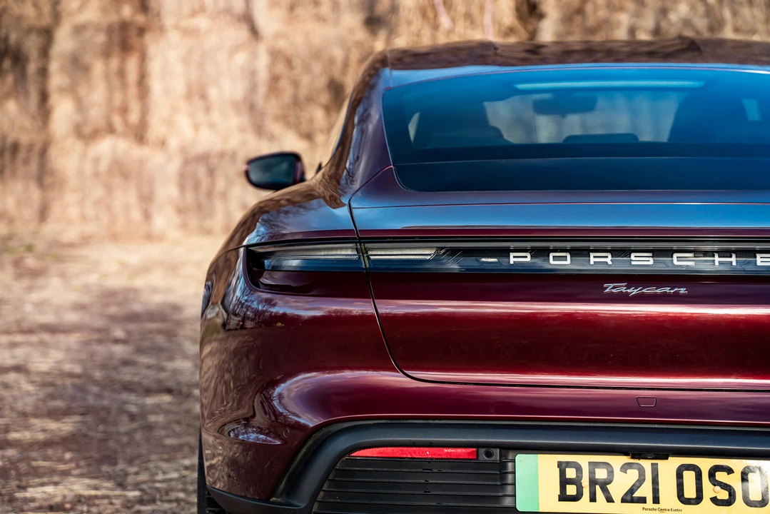 2021 Porsche Taycan - Image 30 of 31