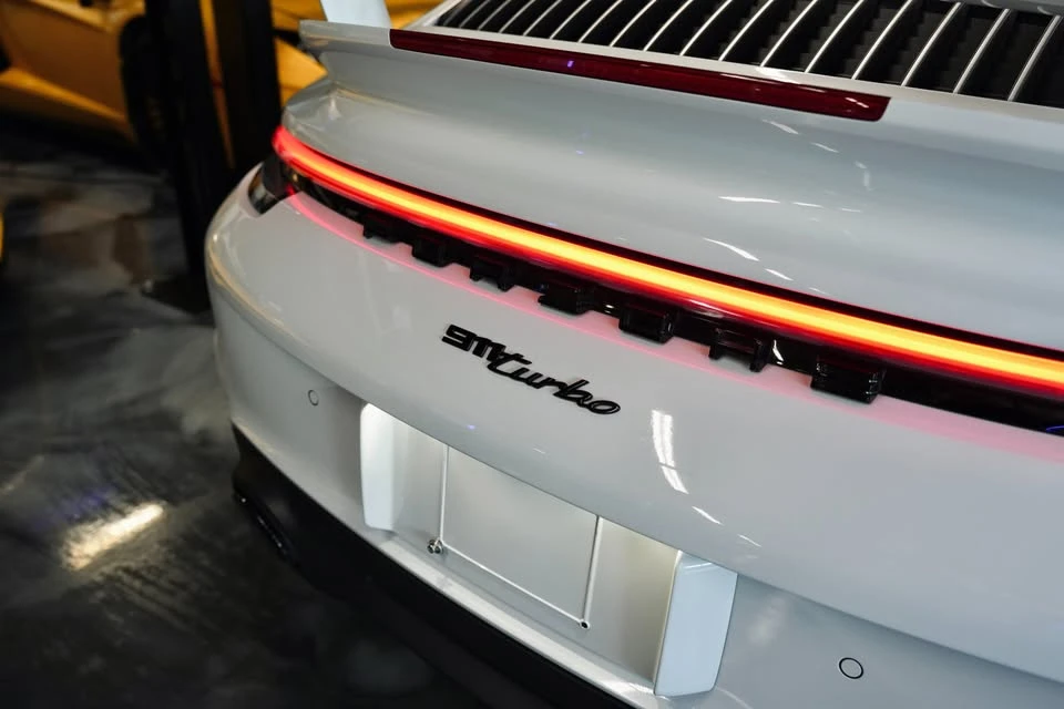 2021 Porsche 992 Turbo - Image 9 of 20