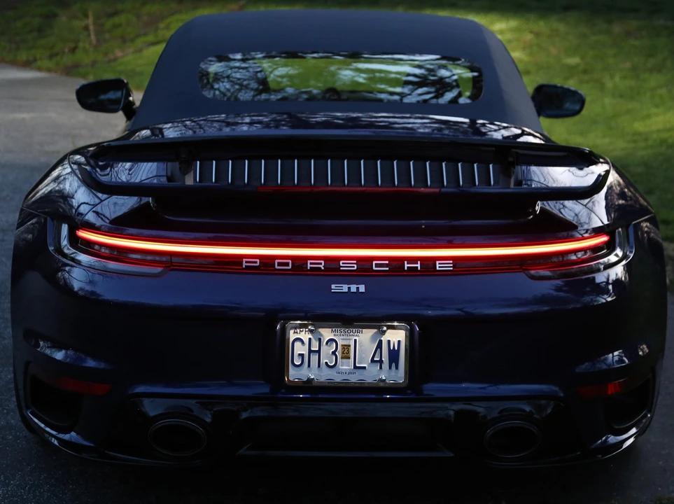 2021 Porsche 992 Turbo S - Image 10 of 19