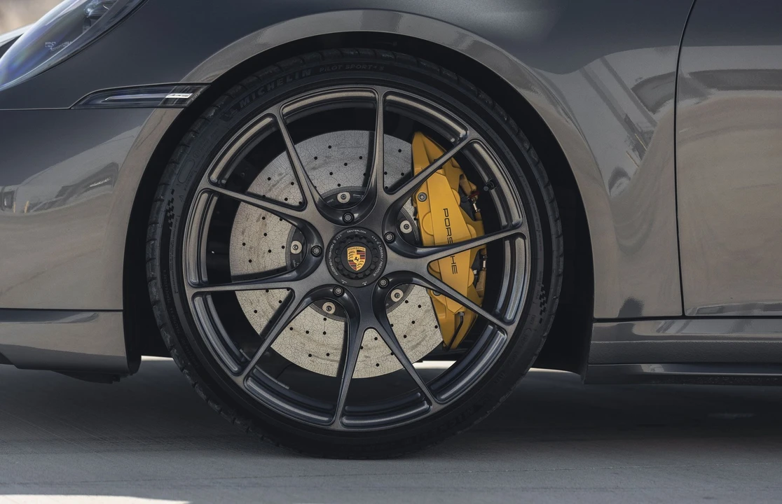 2021 Porsche 992 Turbo S - Image 17 of 31