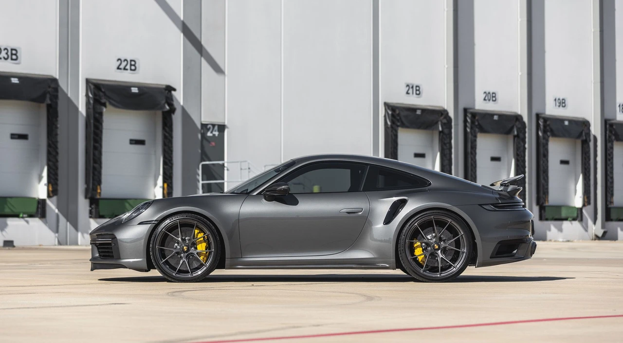 2021 Porsche 992 Turbo S - Image 22 of 31