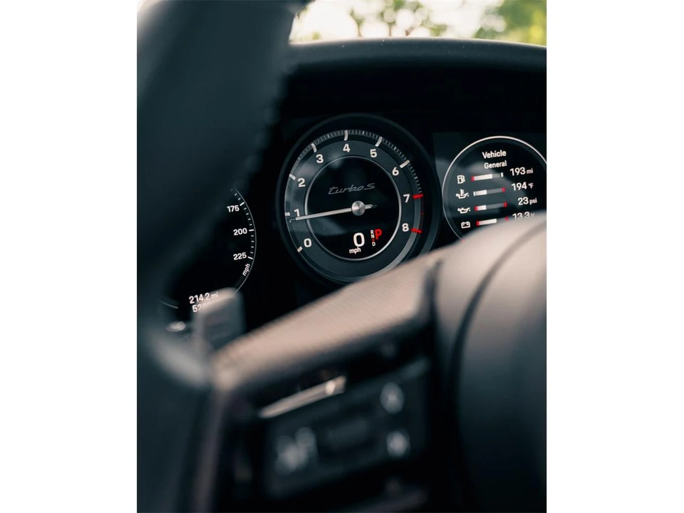 2021 Porsche 992 Turbo - Image 14 of 15